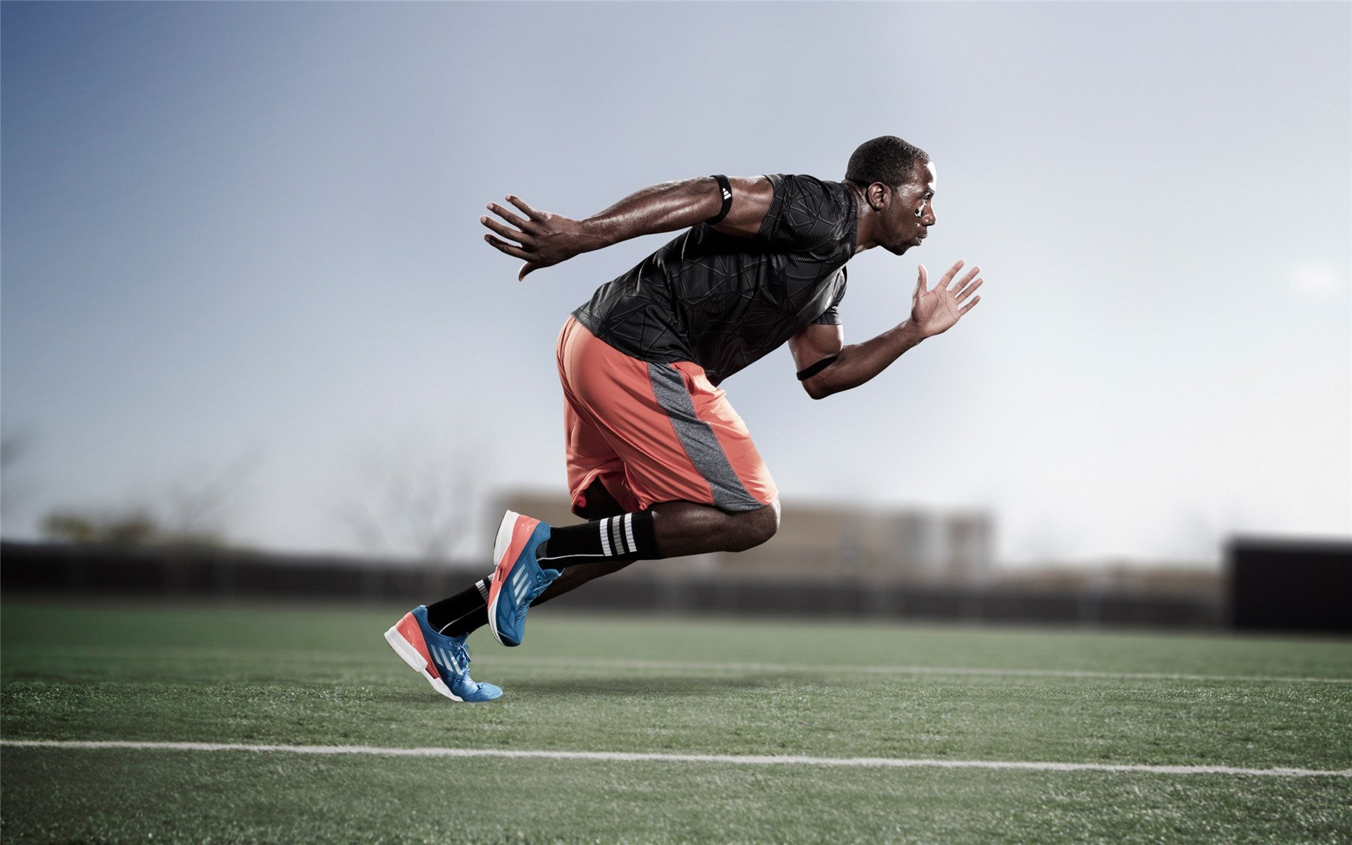 跨界合作：NBA携手娱乐、科技共绘未来篮球蓝图，被篮球耽误的跨界选手